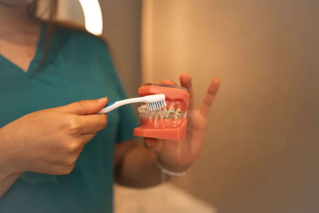 Hygiène bucco-dentaire et orthodontie
